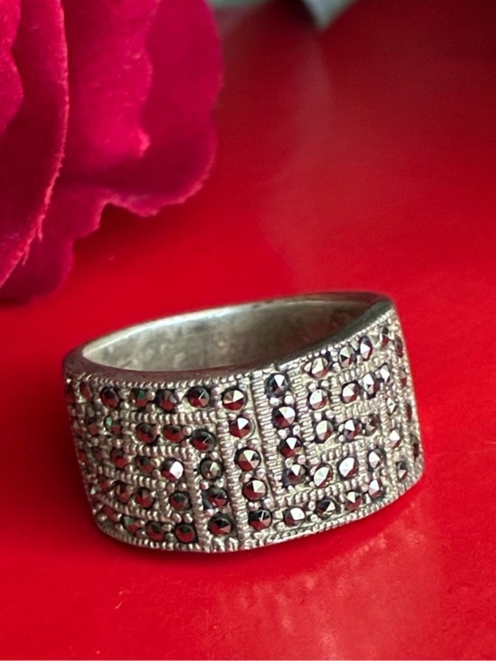 925 Sterling Silver Wide Band Ring with Black Marcasite Accents size 7”